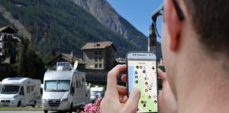 Caramaps, lancia la Geo Chat, la prima Chat geolocalizzata dedicata ai camperisti