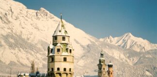 Austria, ad Hall Wattens, vacanze di neve tra sci, klumper e nature watch