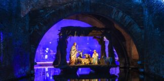 Comacchio (Fe), a Natale tra l’incanto dei presepi sull’acqua e le suggestioni magiche di una città senza tempo