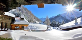 Aosta, vivere la Fiera di Sant’Orso, soggiornando nell’Eco Wellness Hotel Notre Maison di Cogne