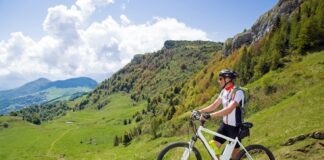 Alta Val Badia, a Corvara il Posta Zirm Hotel propone pacchetti, servizi, assistenza e tour guidati per ciclisti