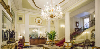 Bologna, il Grand Hotel Majestic propone Etiquette & Christmas 2018, percorso di classe, eleganza e buon gusto