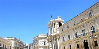 Catania, gioiello incastonato tra le pendici dell’Etna ed il mare Ionio