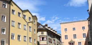 Tirolo, nella Regione Hall-Wattens la natura scintilla di cristallo