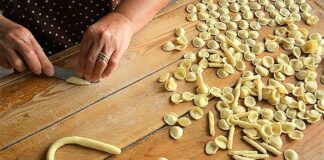 Grottaglie (Ta), tra gusto e tradizione le Orecchiette nelle ‘nchiosce – on the road sono protagoniste
