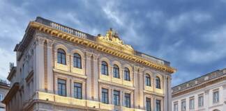 A Trieste in Piazza Unità d’Italia, salotto buono della città, ha riaperto il Grand Hotel Duchi d’Aosta